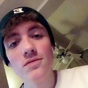 Meet your Posher, Max